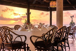 Coral reef club sunset dining