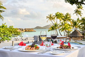 Le Bora Bora by Pearl Resorts dining