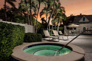Olde Marco Island Inn And Suites jacuzzi