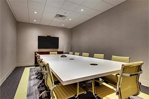 Holiday Inn Express and Suites Helen meeting room