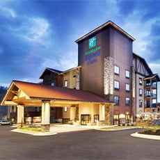 Holiday Inn Express and Suites Helen thumbnail